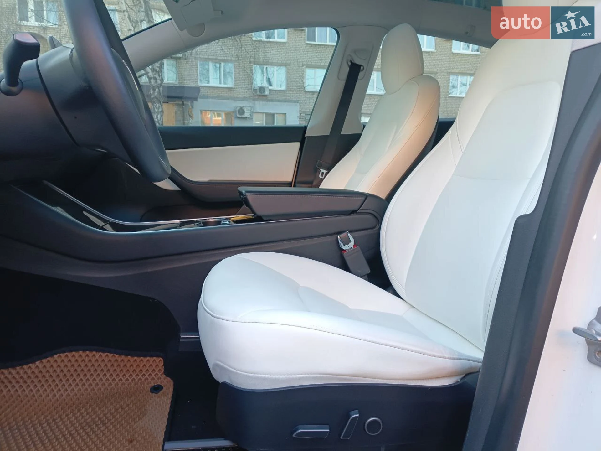 2021 Tesla Model Y - мініатюра 24