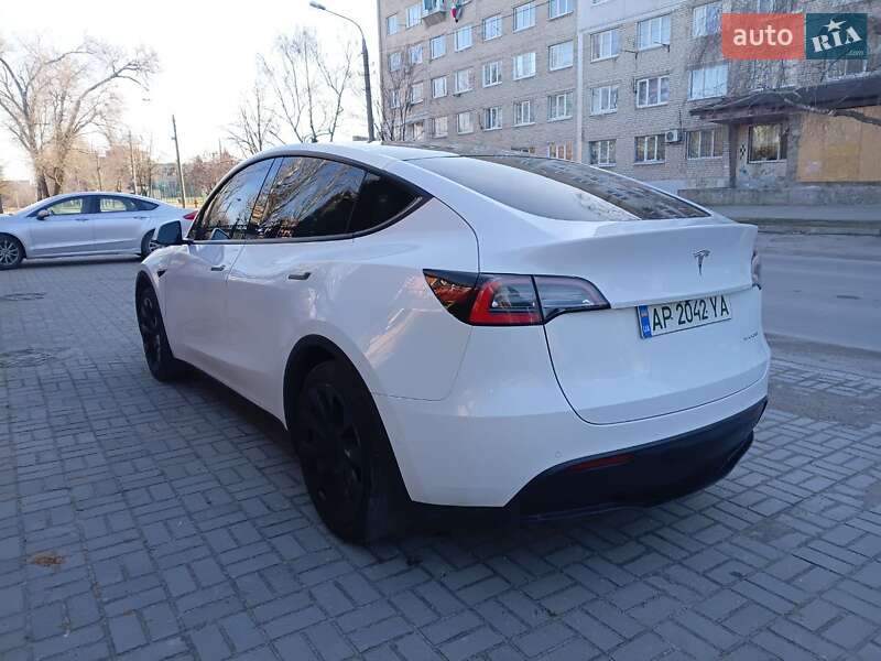 Позашляховик / Кросовер Tesla Model Y 2021 в Запоріжжі