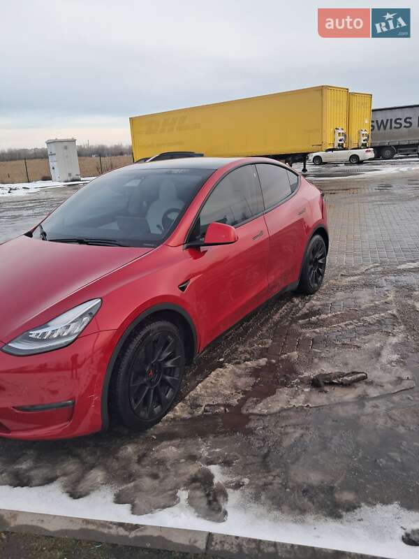 Позашляховик / Кросовер Tesla Model Y 2022 в Дніпрі фото 2 Позашляховик / Кросовер Tesla Model Y 2022 в Дніпрі