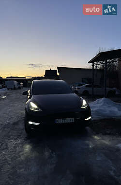 Внедорожник / Кроссовер Tesla Model Y 2022 в Ивано-Франковске
