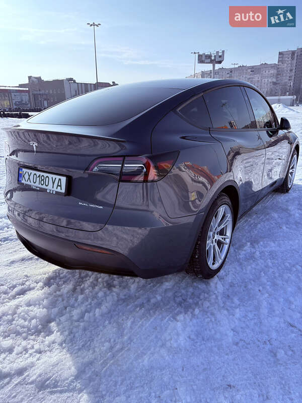 Позашляховик / Кросовер Tesla Model Y 2023 в Харкові