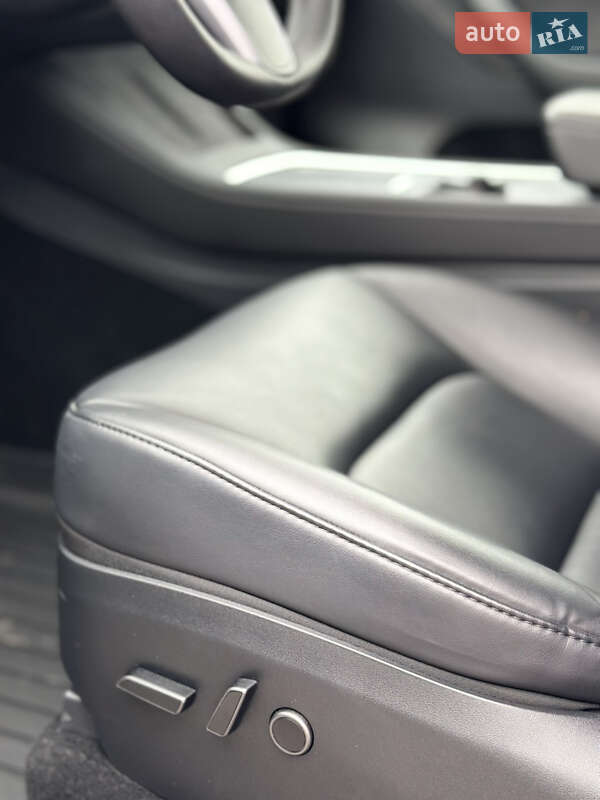 Позашляховик / Кросовер Tesla Model Y 2023 в Софіївській Борщагівці