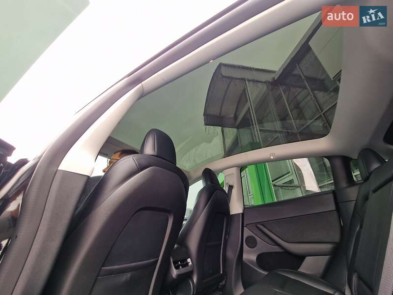 Внедорожник / Кроссовер Tesla Model Y 2022 в Хмельницком