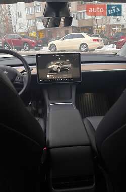 Позашляховик / Кросовер Tesla Model Y 2023 в Києві