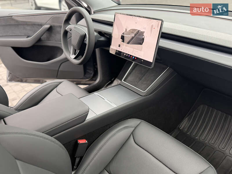 Внедорожник / Кроссовер Tesla Model Y 2025 в Киеве фото 10 Внедорожник / Кроссовер Tesla Model Y 2025 в Киеве