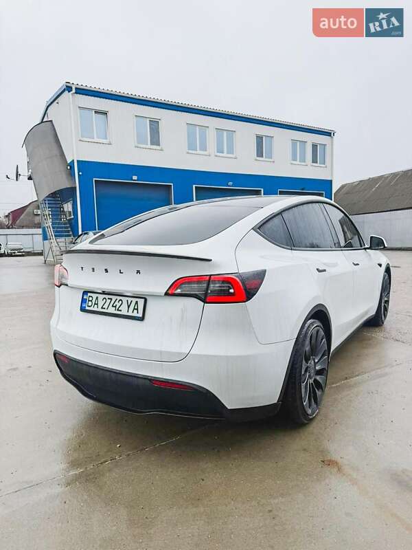 Внедорожник / Кроссовер Tesla Model Y 2022 в Кропивницком