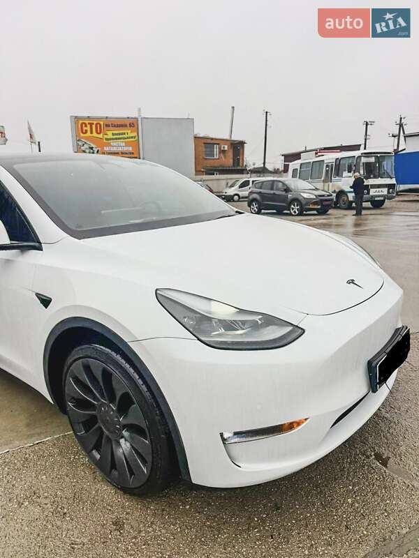 Внедорожник / Кроссовер Tesla Model Y 2022 в Кропивницком