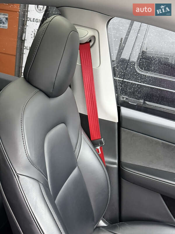 Позашляховик / Кросовер Tesla Model Y 2021 в Бучі фото 5 Позашляховик / Кросовер Tesla Model Y 2021 в Бучі