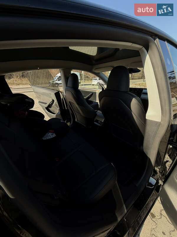 Позашляховик / Кросовер Tesla Model Y 2024 в Львові
