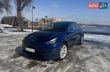 Внедорожник / Кроссовер Tesla Model Y 2020 в Киеве