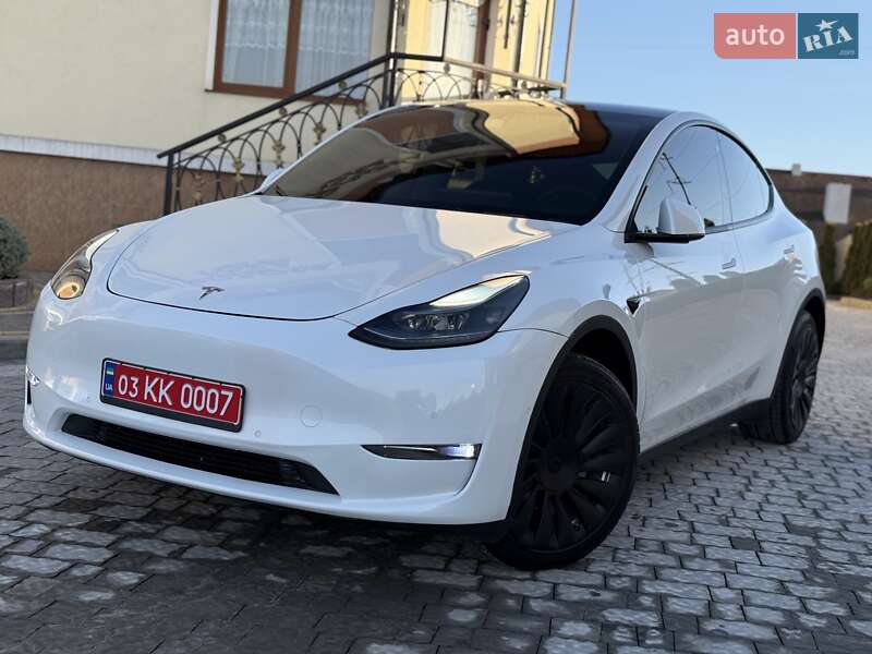 Позашляховик / Кросовер Tesla Model Y 2021 в Дрогобичі