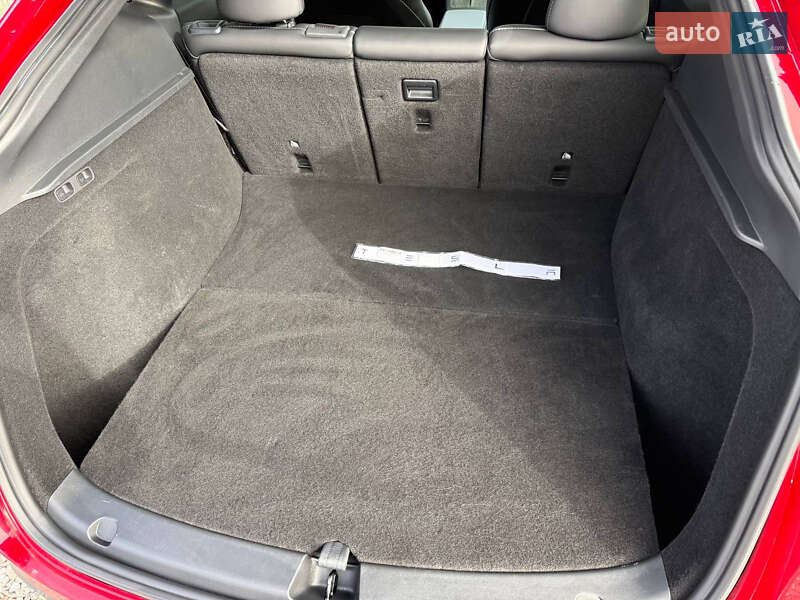 Позашляховик / Кросовер Tesla Model Y 2023 в Стрию