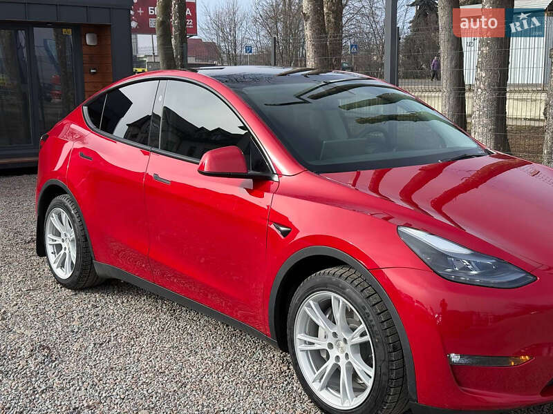 Позашляховик / Кросовер Tesla Model Y 2023 в Стрию
