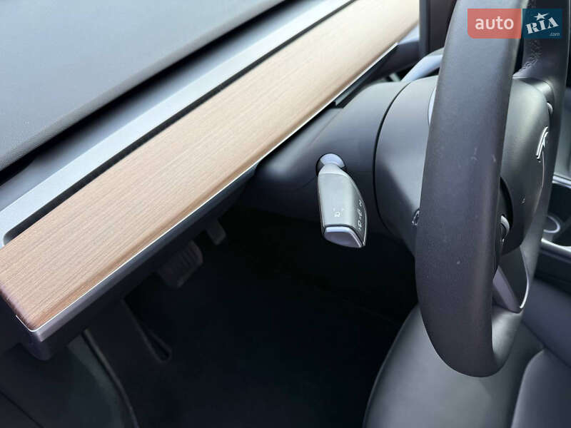 Позашляховик / Кросовер Tesla Model Y 2023 в Стрию