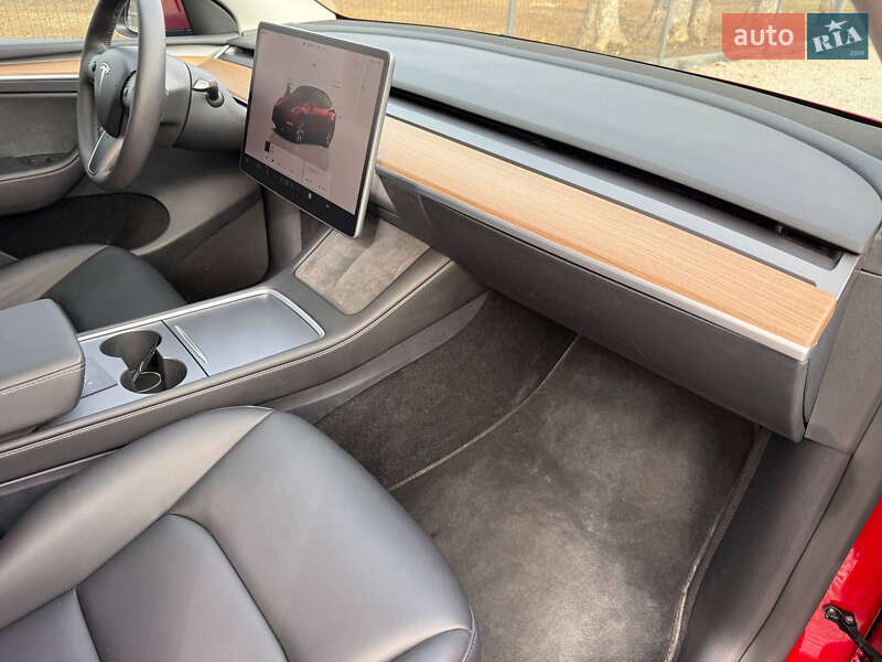 Позашляховик / Кросовер Tesla Model Y 2023 в Стрию