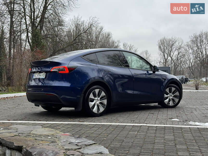 Внедорожник / Кроссовер Tesla Model Y 2022 в Дрогобыче