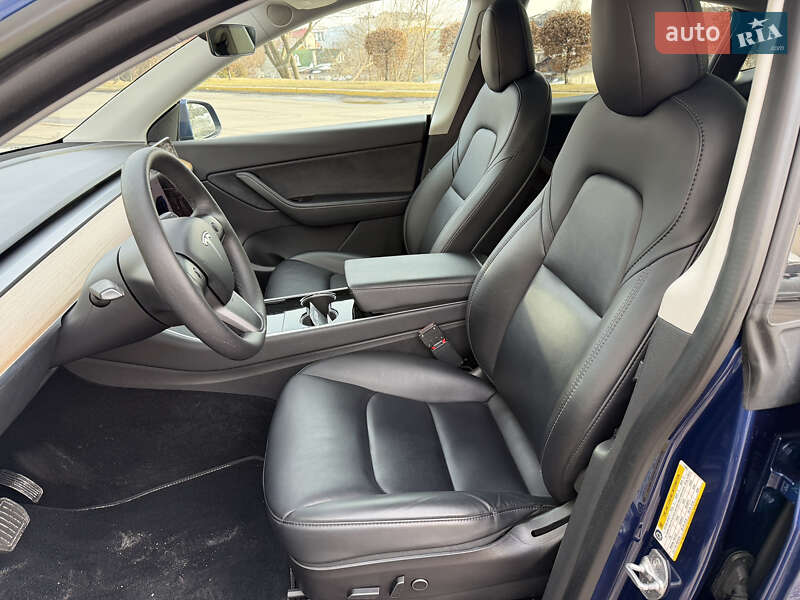 Позашляховик / Кросовер Tesla Model Y 2021 в Києві