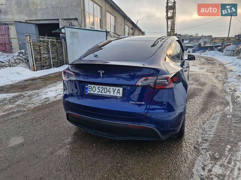 Позашляховик / Кросовер Tesla Model Y 2023 в Тернополі