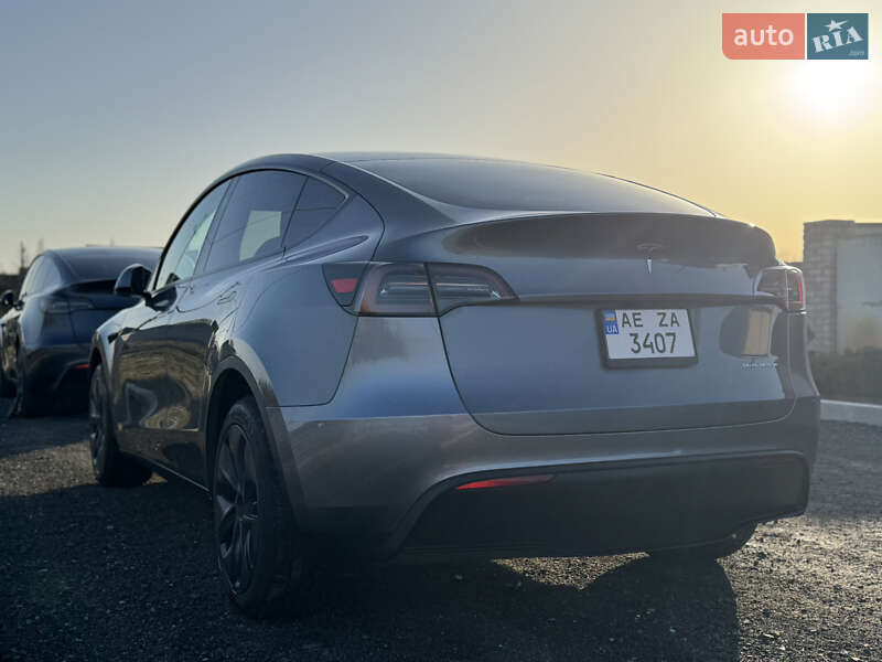 Позашляховик / Кросовер Tesla Model Y 2024 в Дніпрі фото 6 Позашляховик / Кросовер Tesla Model Y 2024 в Дніпрі