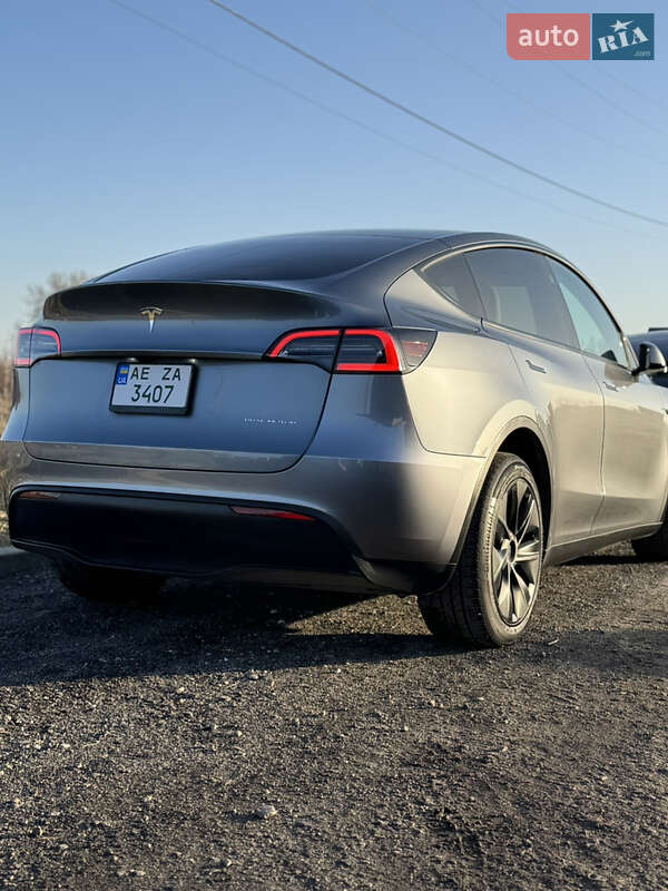 Позашляховик / Кросовер Tesla Model Y 2024 в Дніпрі фото 19 Позашляховик / Кросовер Tesla Model Y 2024 в Дніпрі