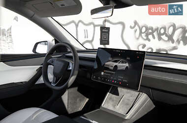 Внедорожник / Кроссовер Tesla Model Y 2026 в Львове