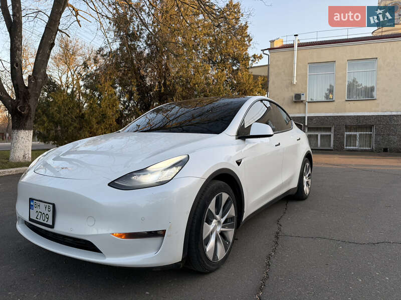 Позашляховик / Кросовер Tesla Model Y 2021 в Одесі