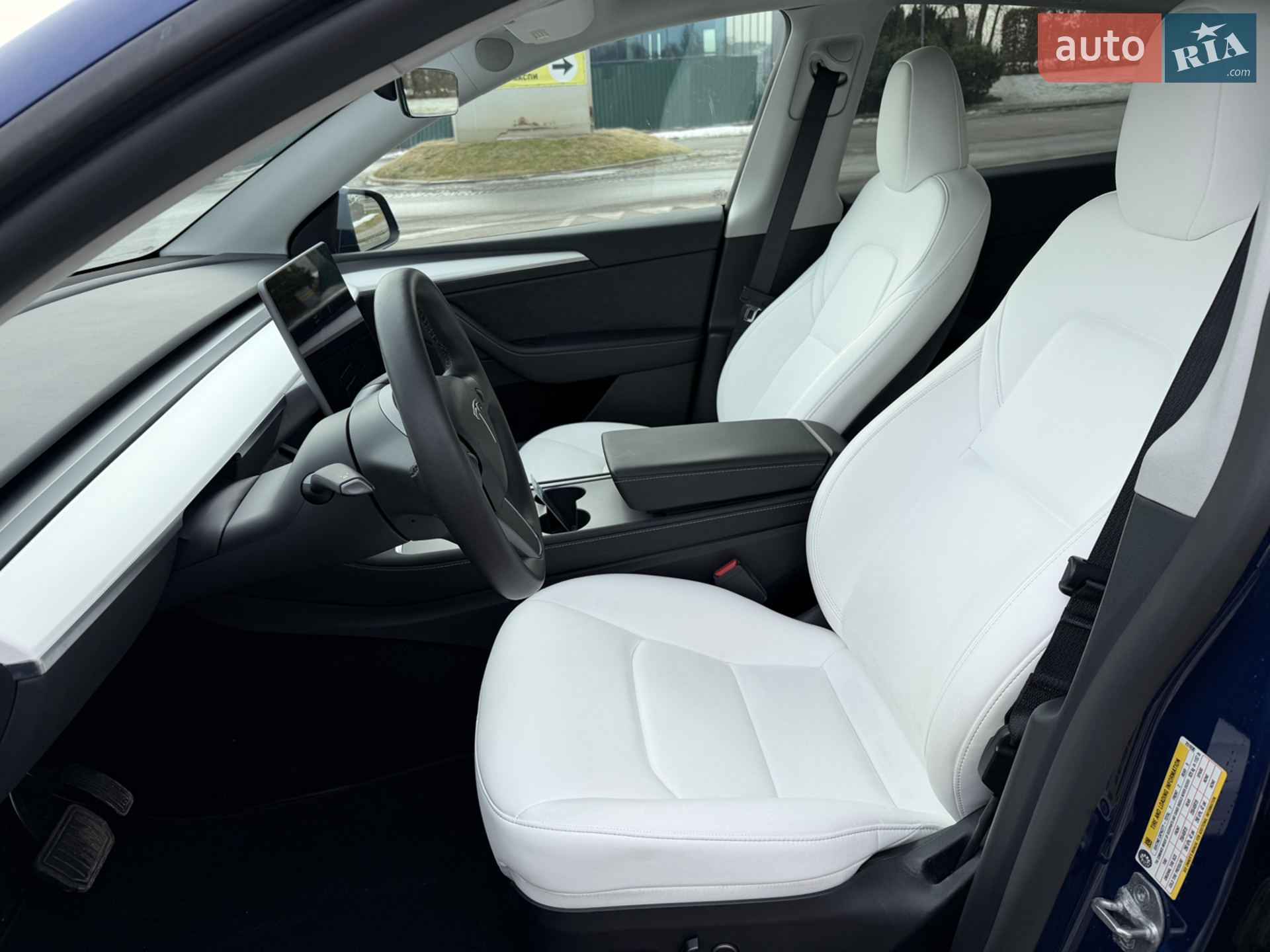 2024 Tesla Model Y - мініатюра 11