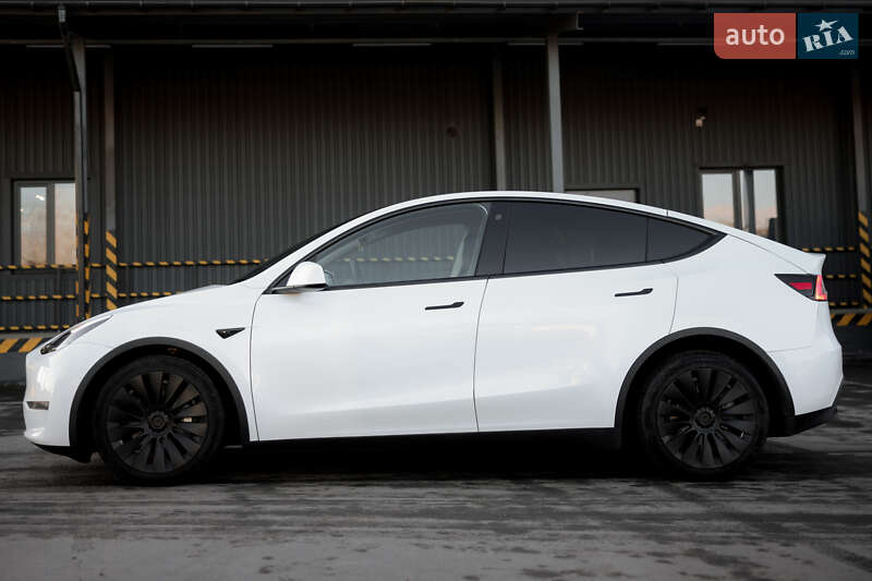 Позашляховик / Кросовер Tesla Model Y 2023 в Житомирі фото 8 Позашляховик / Кросовер Tesla Model Y 2023 в Житомирі