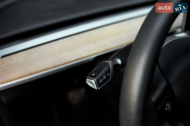 Позашляховик / Кросовер Tesla Model Y 2023 в Житомирі фото 69 Позашляховик / Кросовер Tesla Model Y 2023 в Житомирі