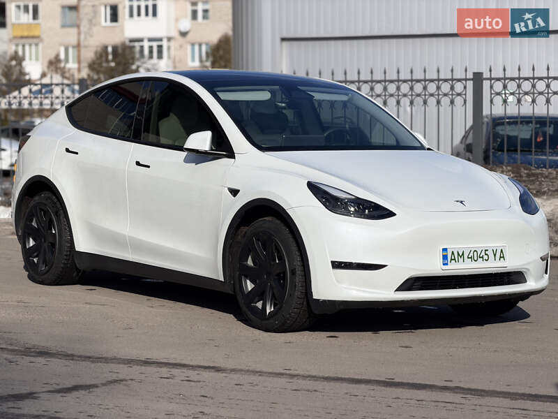 Внедорожник / Кроссовер Tesla Model Y 2023 в Коростене
