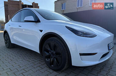 Внедорожник / Кроссовер Tesla Model Y 2025 в Львове