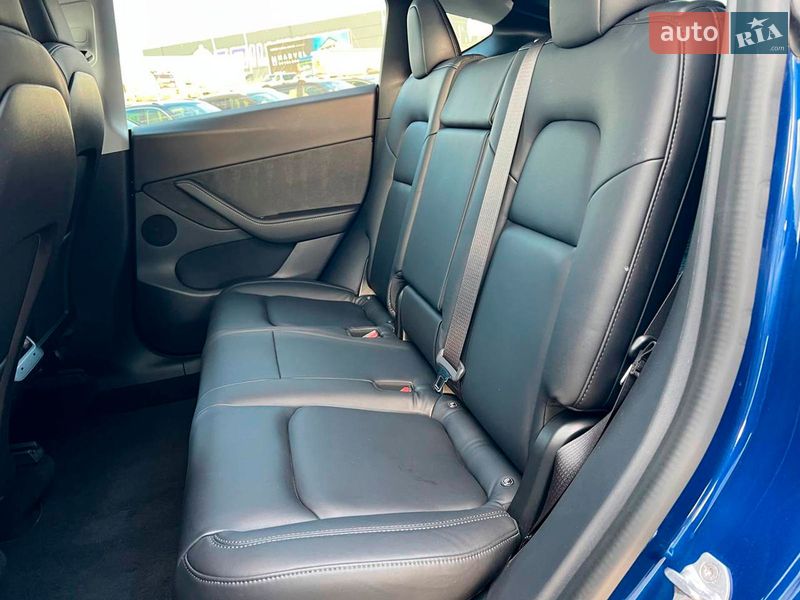 Внедорожник / Кроссовер Tesla Model Y 2020 в Львове