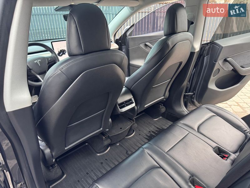 Внедорожник / Кроссовер Tesla Model Y 2020 в Ивано-Франковске