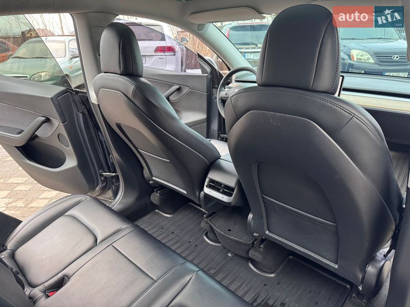 Внедорожник / Кроссовер Tesla Model Y 2020 в Ивано-Франковске