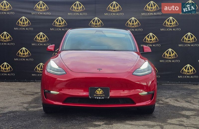 Позашляховик / Кросовер Tesla Model Y 2022 в Києві