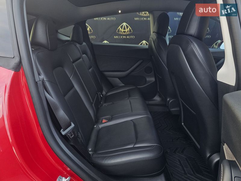 Позашляховик / Кросовер Tesla Model Y 2022 в Києві