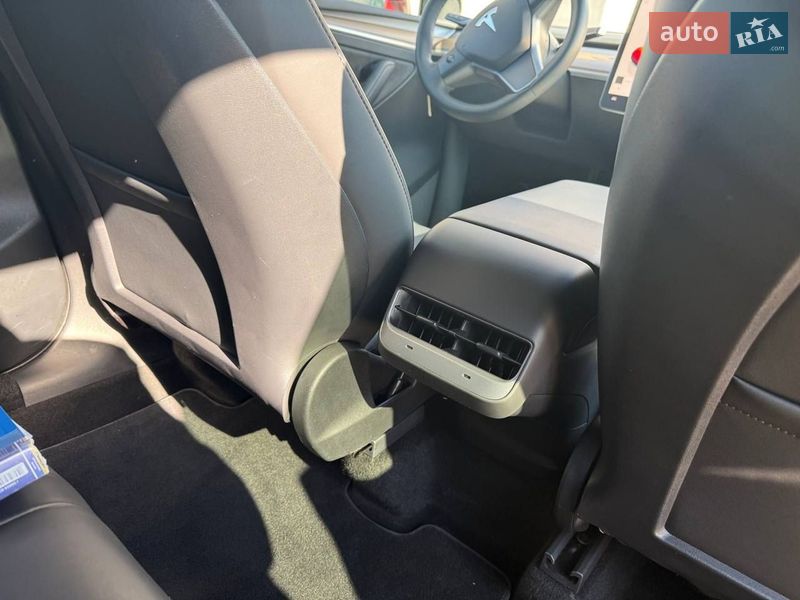 Позашляховик / Кросовер Tesla Model Y 2023 в Одесі