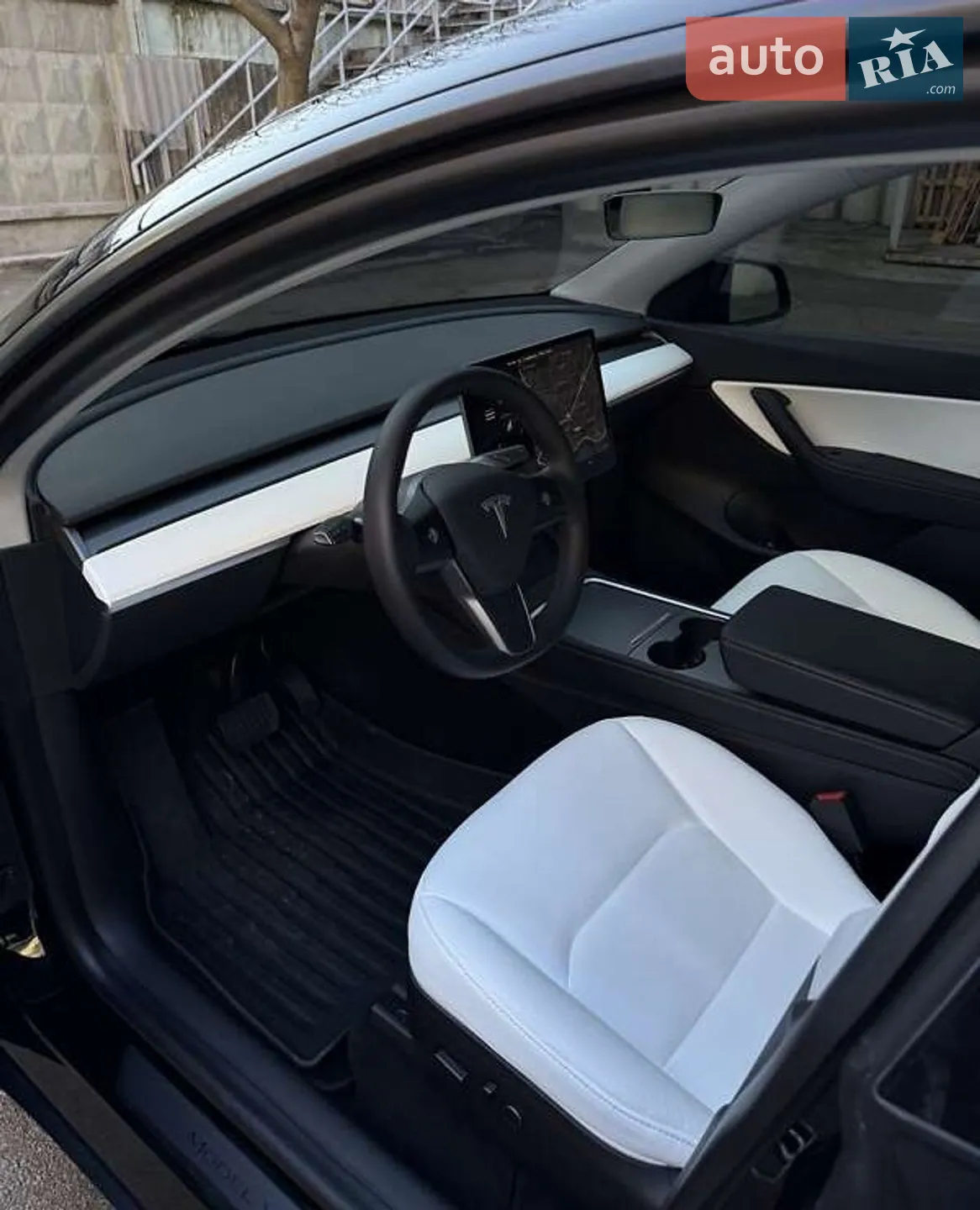 2021 Tesla Model Y - мініатюра 16