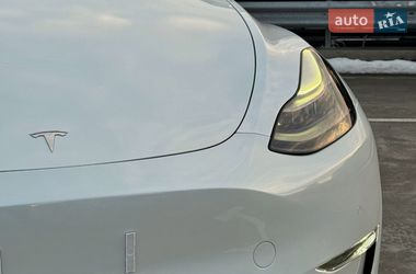 Внедорожник / Кроссовер Tesla Model Y 2022 в Киеве
