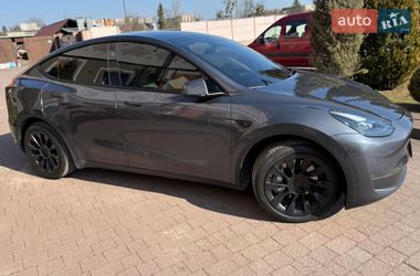 Внедорожник / Кроссовер Tesla Model Y 2023 в Стрые