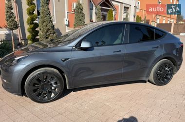 Внедорожник / Кроссовер Tesla Model Y 2023 в Стрые