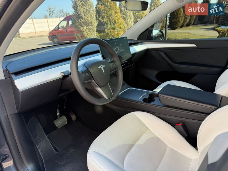 Позашляховик / Кросовер Tesla Model Y 2023 в Стрию