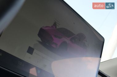Внедорожник / Кроссовер Tesla Model Y 2024 в Трускавце
