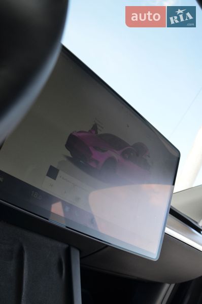 Внедорожник / Кроссовер Tesla Model Y 2024 в Трускавце