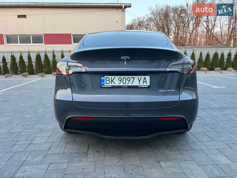 Внедорожник / Кроссовер Tesla Model Y 2020 в Луцке