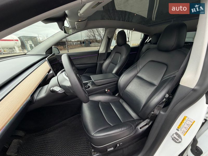 Внедорожник / Кроссовер Tesla Model Y 2021 в Запорожье