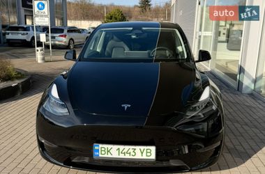 Позашляховик / Кросовер Tesla Model Y 2023 в Рівному