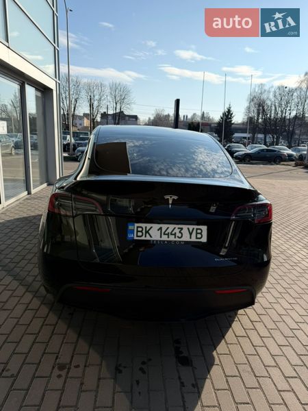 Позашляховик / Кросовер Tesla Model Y 2023 в Рівному