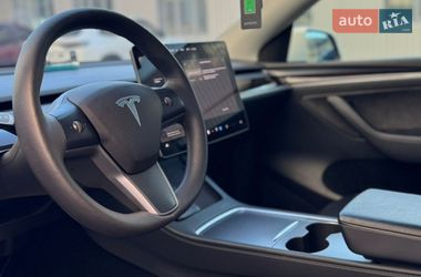 Внедорожник / Кроссовер Tesla Model Y 2022 в Мукачево