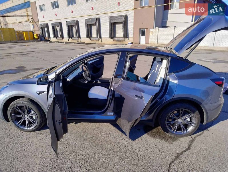 Внедорожник / Кроссовер Tesla Model Y 2024 в Житомире фото 15 Внедорожник / Кроссовер Tesla Model Y 2024 в Житомире